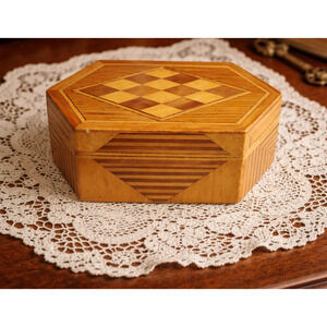 Vintage Octagon Wooden Inlay Jewelry Box Checkerboard Lid Trinket Case